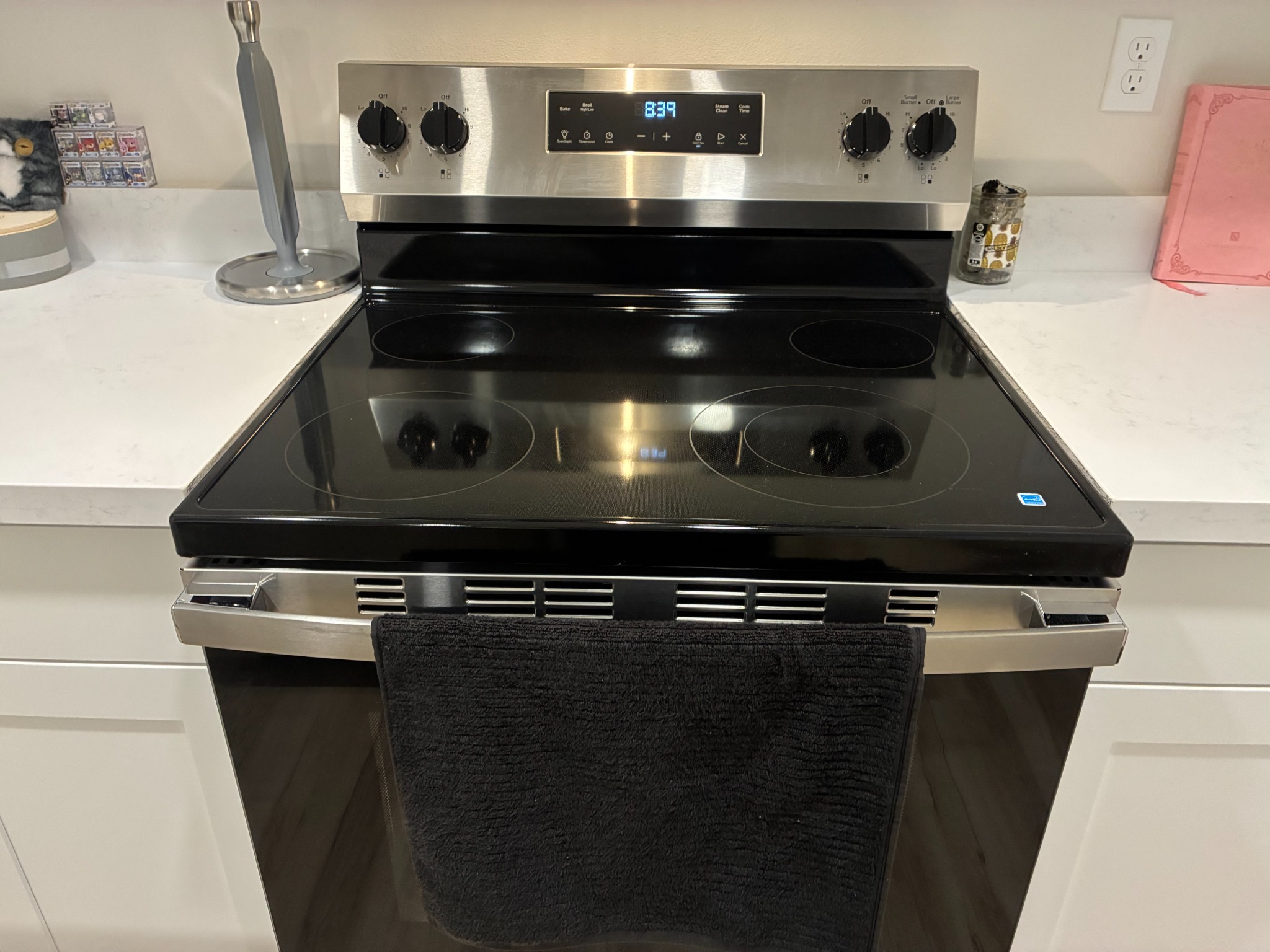 Clean residential stove and oven area