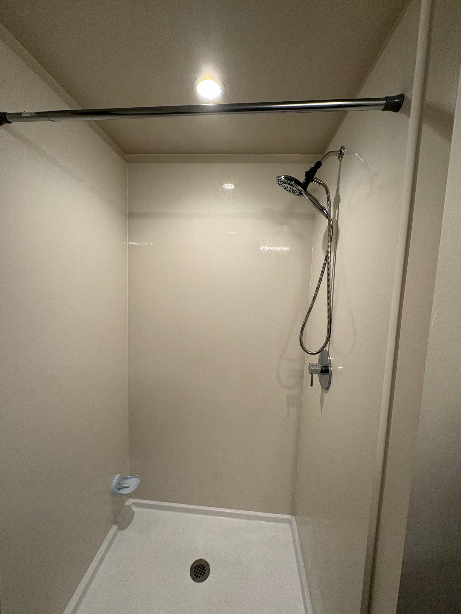 Clean shower enclosure